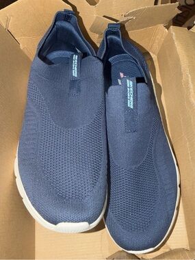Bobs Skechers B Flex Shoes Mens 9.5 Blue Slip On Memory Foam Sneakers
